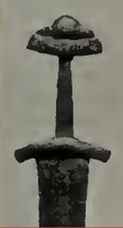 File:Laking-Sword London fig.15a hilt.jpg
