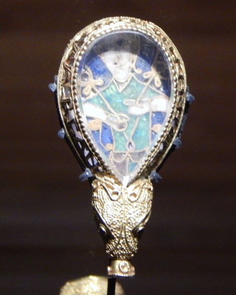 File:Ashmolean Aestel - Alfred Jewel (AN1836.371)-23- front.jpg