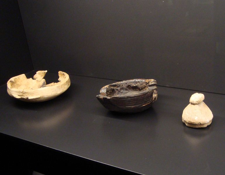 File:Hedeby Wood Bowl-2.JPG