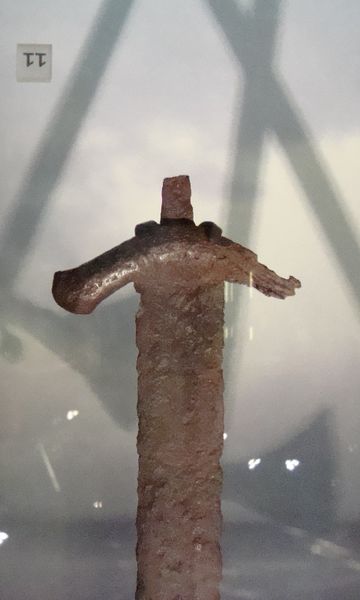 File:London-Sword Staines hilt.jpg