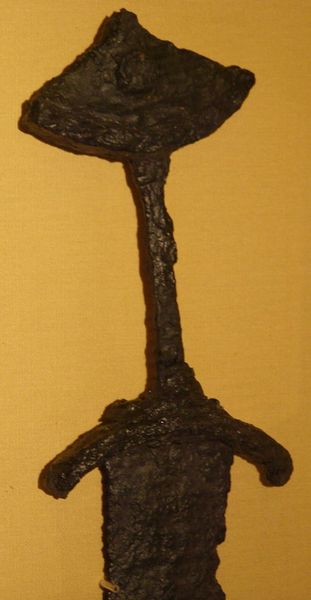 File:Ipswich-Sword Orwell hilt.jpg