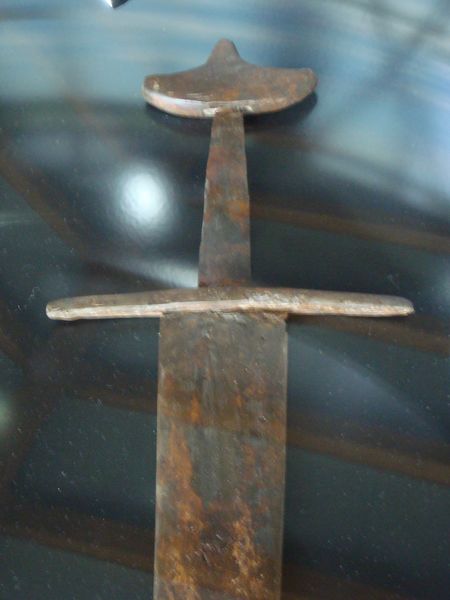 File:Hedeby Sword Various.JPG