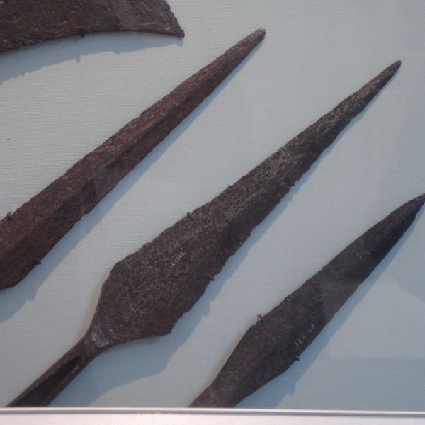 File:Spears.jpg
