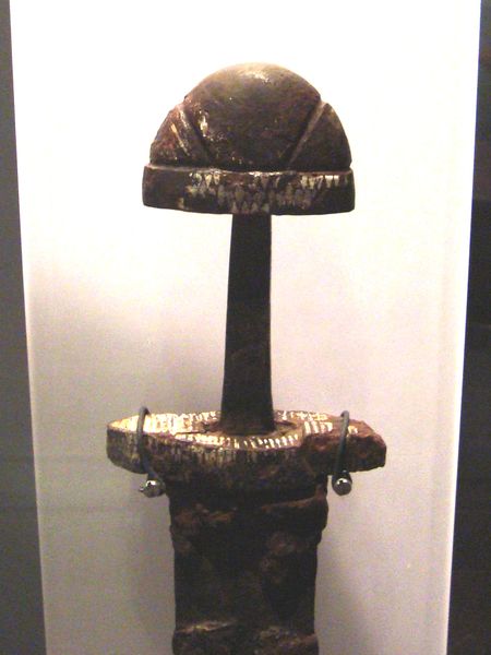 File:Hedeby Sword Thorsberg.JPG